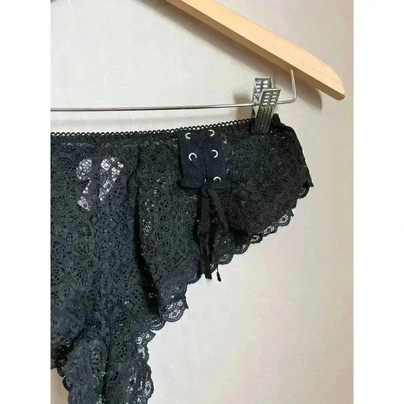 Victoria's Secret Underwear Bundle Size Small - Picture 14 of 15